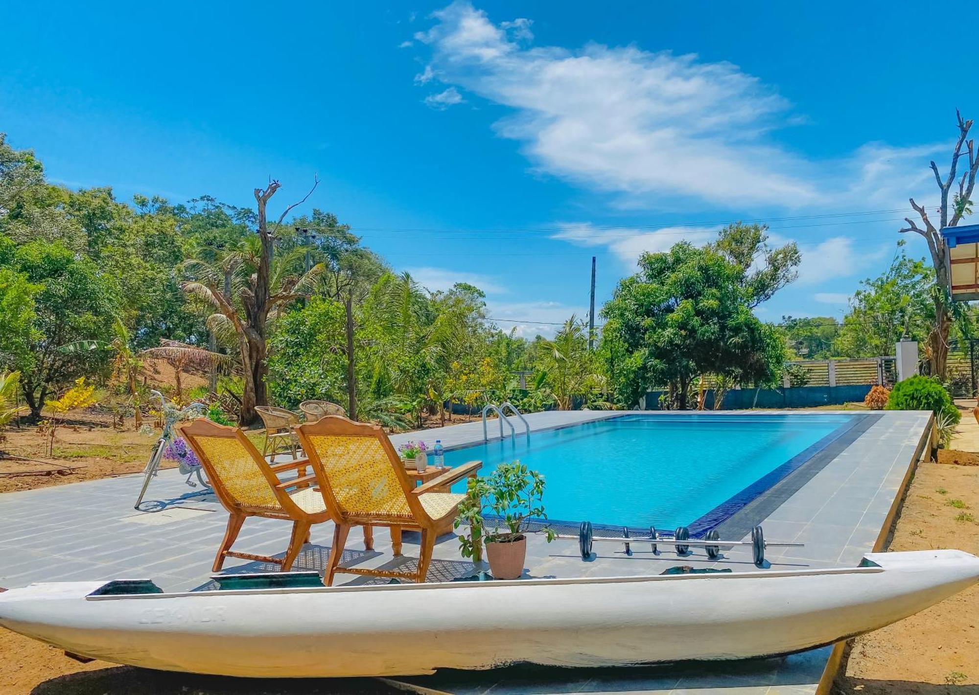 Bungalow Resort - シギリヤ エクステリア 写真