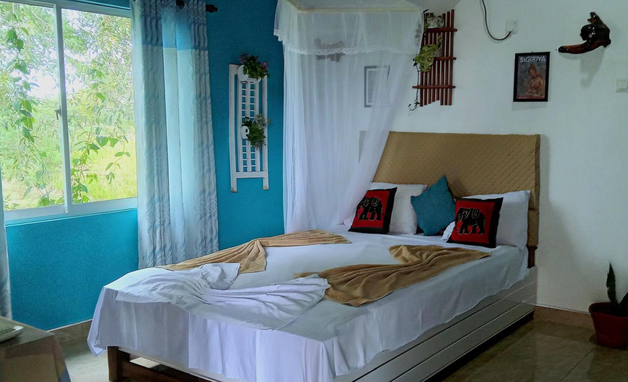 Bungalow Resort - シギリヤ エクステリア 写真